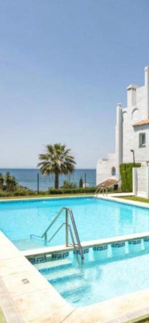 Playa Cristo Amazing Beach Terrace Appartment Estepona Extérieur photo
