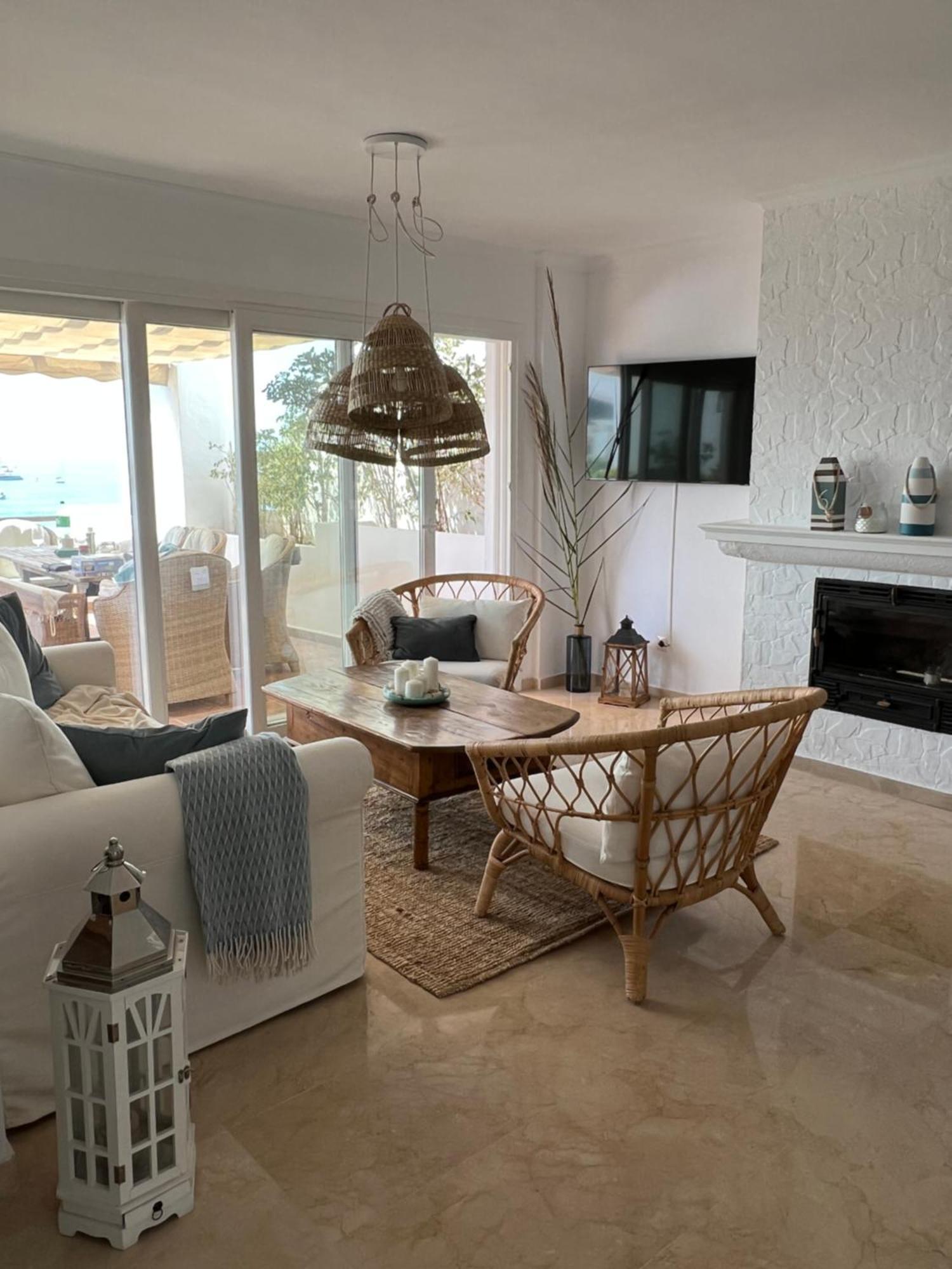 Playa Cristo Amazing Beach Terrace Appartment Estepona Extérieur photo